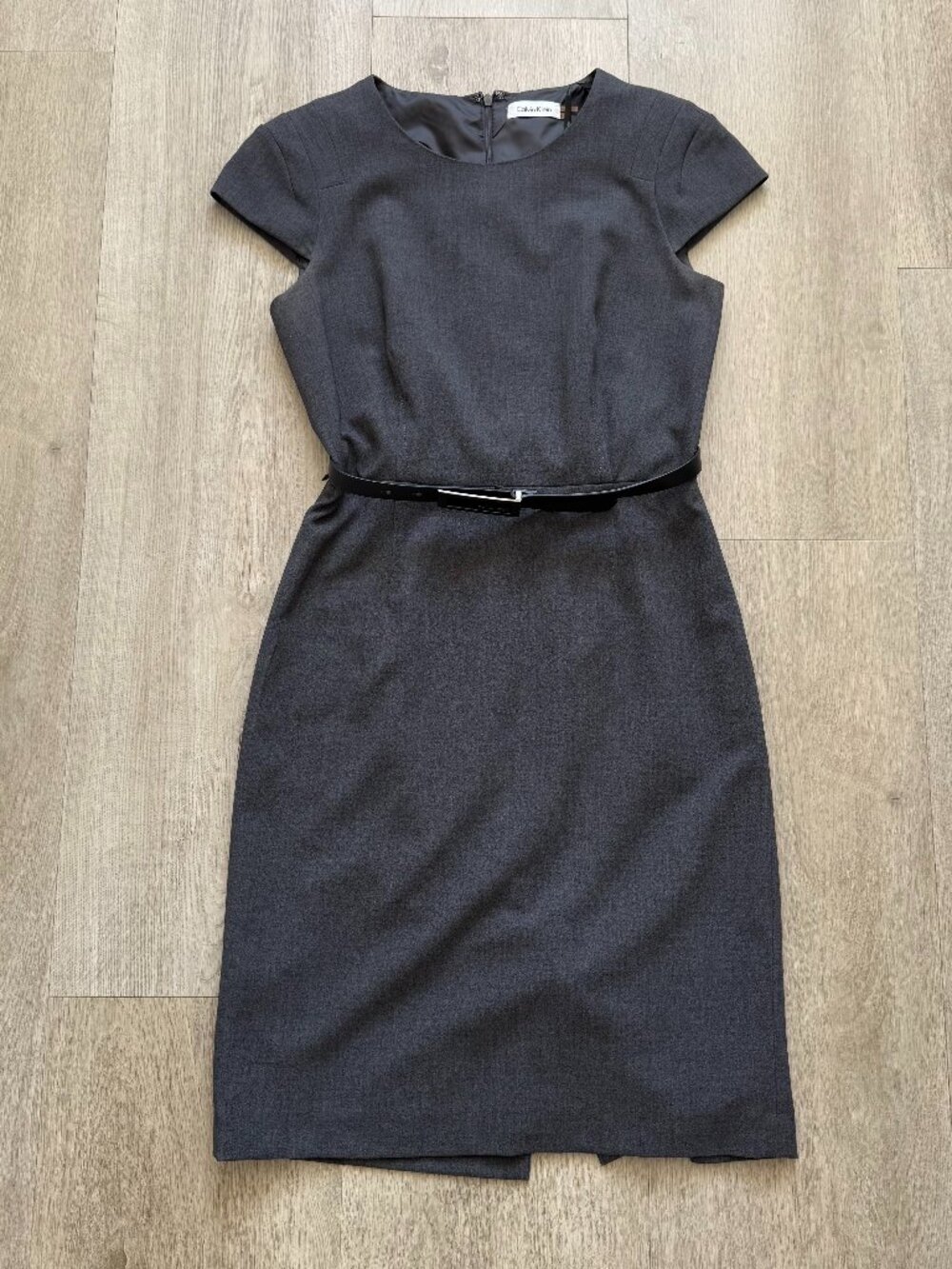 Calvin Klein Grey Cap-Sleeve Sheath Dress with Belt - Size 2